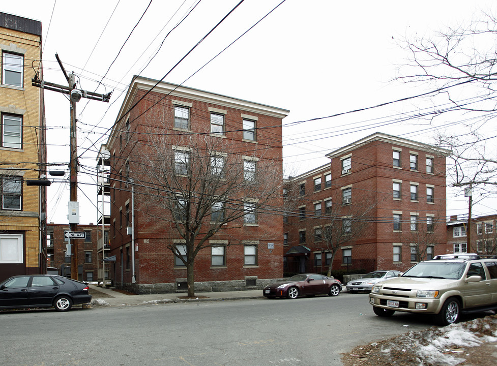 57-59 Harbor St in Salem, MA - Building Photo