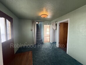 811 Country Ln in Lamoille, NV - Building Photo - Building Photo