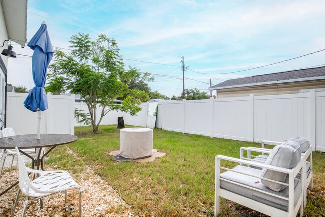 4226 5th Ave N, Unit D - The Nook in St. Petersburg, FL - Building Photo - Building Photo