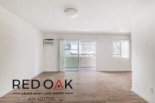 410-414 Manhattan Pl in Los Angeles, CA - Building Photo