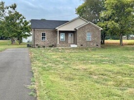 708 Timothy Ln in Bowling Green, KY - Building Photo