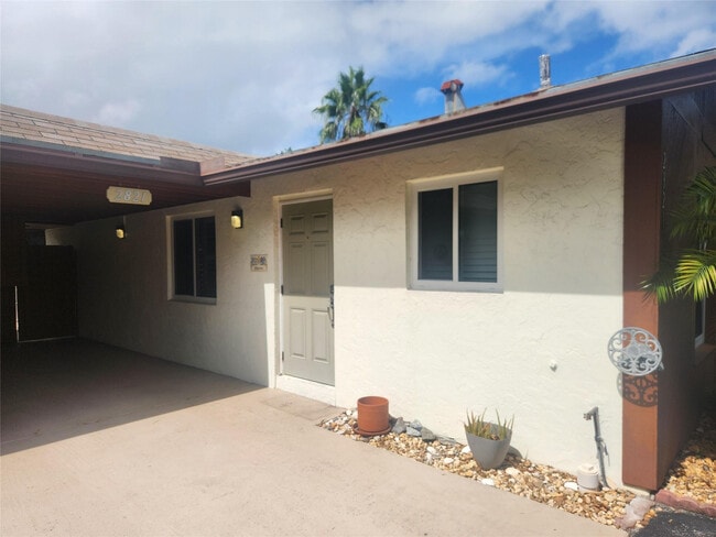 property at 2821 SE 5th Cir