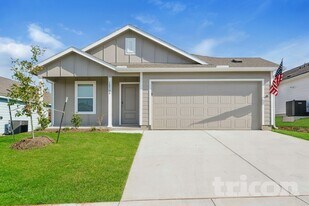 10704 Dusty Rnch Rd in Fort Worth, TX - Building Photo