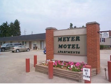 Meyer Motel Apartments in Chillicothe, OH - Building Photo