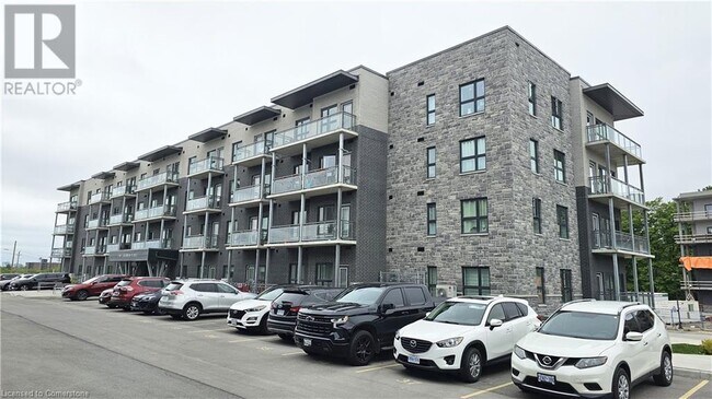 1101 Lackner Pl in Kitchener, ON - Building Photo - Building Photo