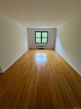 59 Old Mamaroneck Rd in White Plains, NY - Building Photo - Building Photo