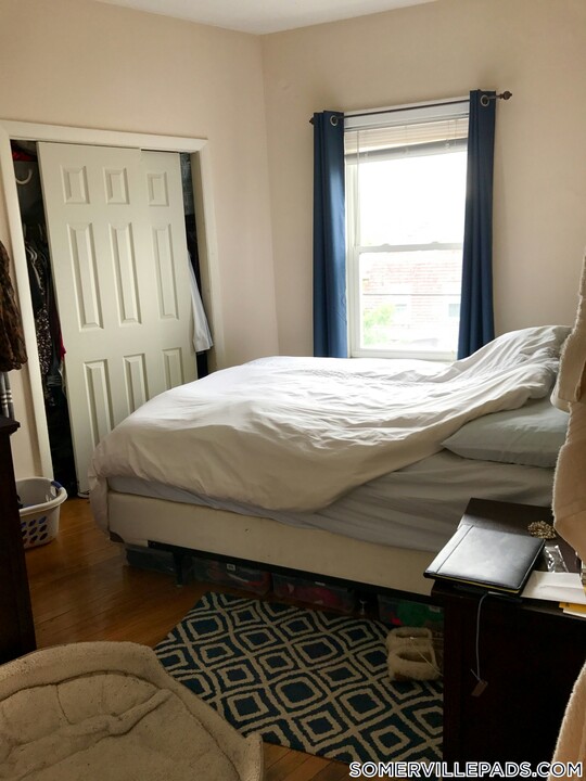 3 Calvin St in Somerville, MA - Building Photo