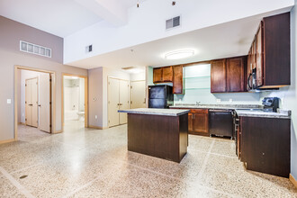 City Place Lofts in Minneapolis, MN - Building Photo - Interior Photo