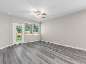 1749 Succotash Oak Ct in Conroe, TX - Building Photo - Building Photo