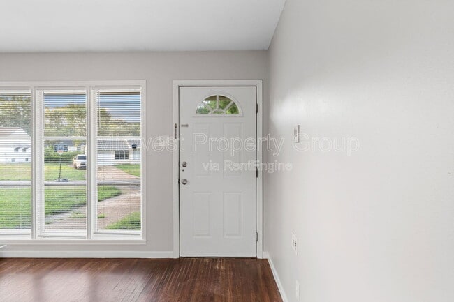 306 Banff Cir in St. Louis, MO - Building Photo - Building Photo