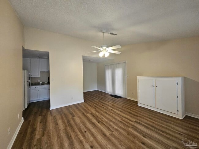 3386 Pine Forest Rd in Ensley, FL - Building Photo - Building Photo