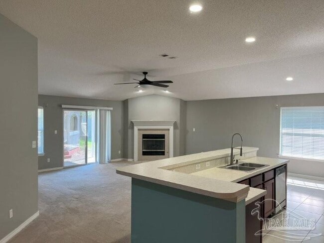 6990 Raburn Rd in Pensacola, FL - Building Photo - Building Photo