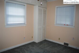 6206 Idlewild Rd in Fleetwood, NC - Building Photo - Building Photo