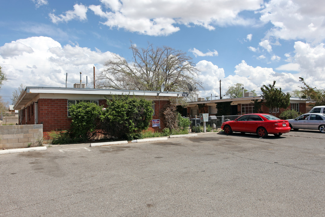 536-540 Cardenas Dr SE in Albuquerque, NM - Foto de edificio