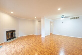 9036 Early April Way in Columbia, MD - Building Photo - Building Photo