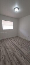 5491 W 24th Ave in Hialeah, FL - Building Photo - Building Photo