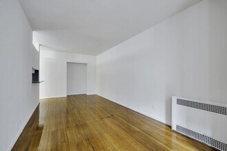 121 Madison Ave in New York, NY - Building Photo - Building Photo
