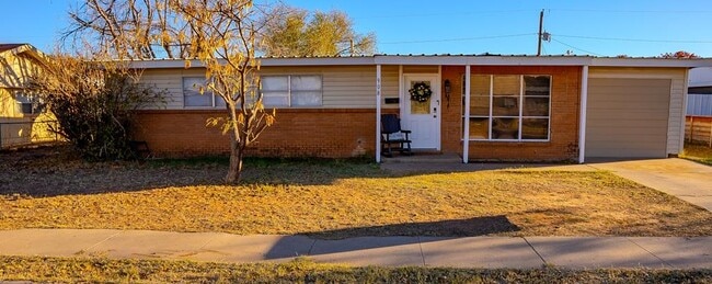 property at 908 NE Bronstad Dr