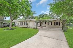 1441 Murray Bay St in Houston, TX - Building Photo