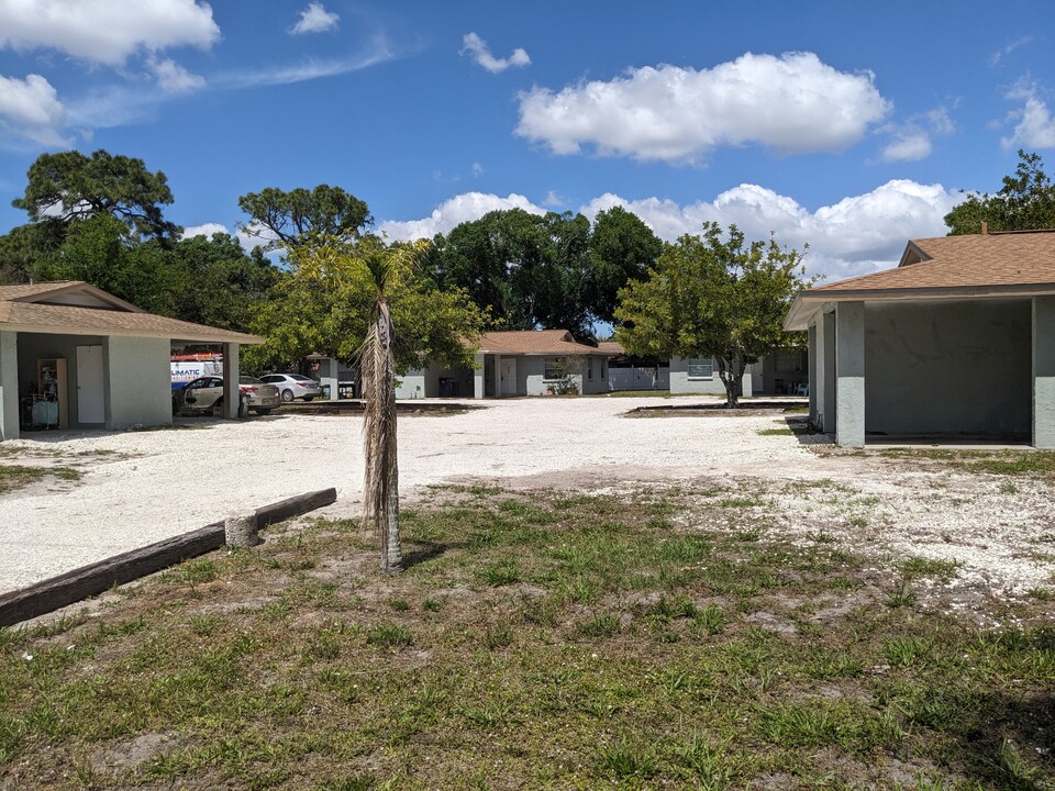 913 66th Ave W in Bradenton, FL - Building Photo