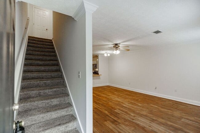 105 Westchester Dr in Athens, GA - Foto de edificio - Building Photo