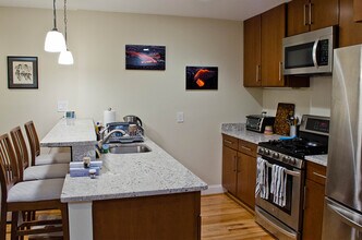 3547 10th St NW, Unit B in Washington, DC - Building Photo - Building Photo