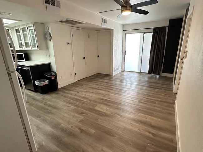 627 W Enid Ave, Unit 2