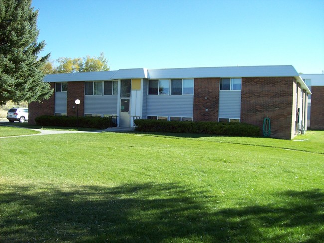 Springview Manor Apartments in Rock Springs, WY - Foto de edificio - Building Photo