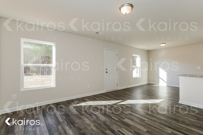 305 E Boulder Rd in Henderson, NC - Building Photo - Building Photo