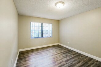 2615 Biscayne Blvd in Miami, FL - Building Photo - Building Photo