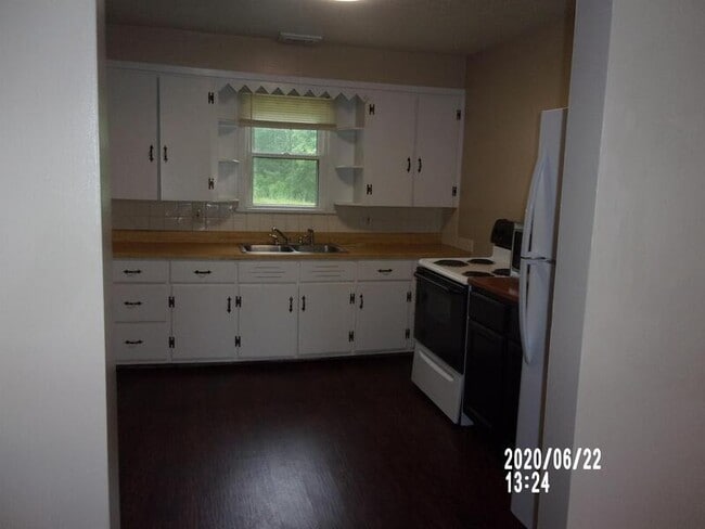 797 McCauley Rd in Stow, OH - Building Photo - Building Photo