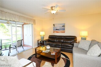 287 Quail Forest Blvd in Naples, FL - Building Photo - Building Photo