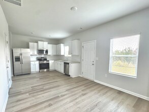 11075 Suria Dr in Covington, GA - Building Photo - Building Photo