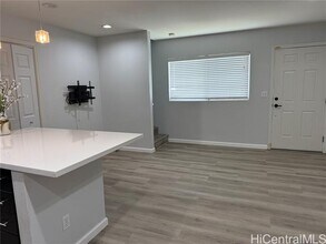 1518 Thurston Ave in Honolulu, HI - Building Photo - Building Photo