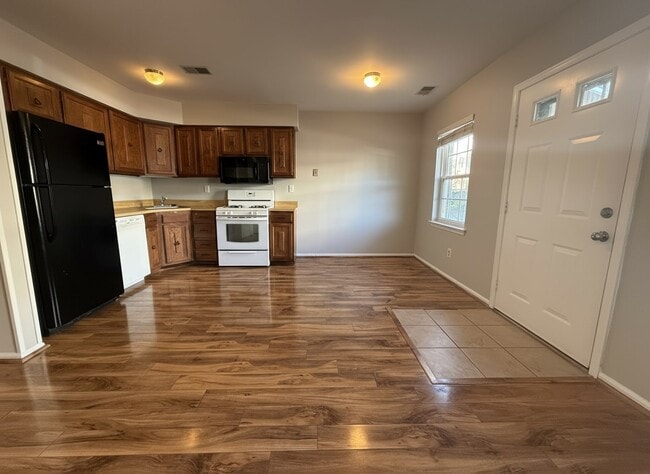 314 Jackson St in Philadelphia, PA - Building Photo - Building Photo