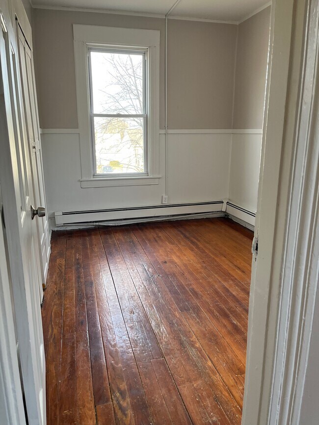 33 Traverse St Apartments and Nearby Waterbury Apartments For Rent