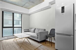 742 Rue William, Unit SI FL2-ID1254786P in Montréal, QC - Building Photo