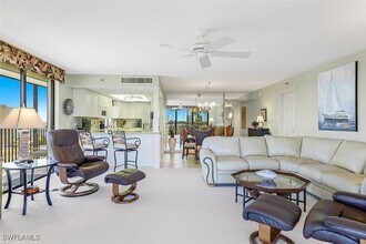 26235 Hickory Blvd in Bonita Springs, FL - Building Photo - Building Photo