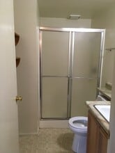 226 Elefa St, Unit A in Roseville, CA - Building Photo - Building Photo