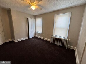 2106 W 4th St in Chester, PA - Building Photo - Building Photo