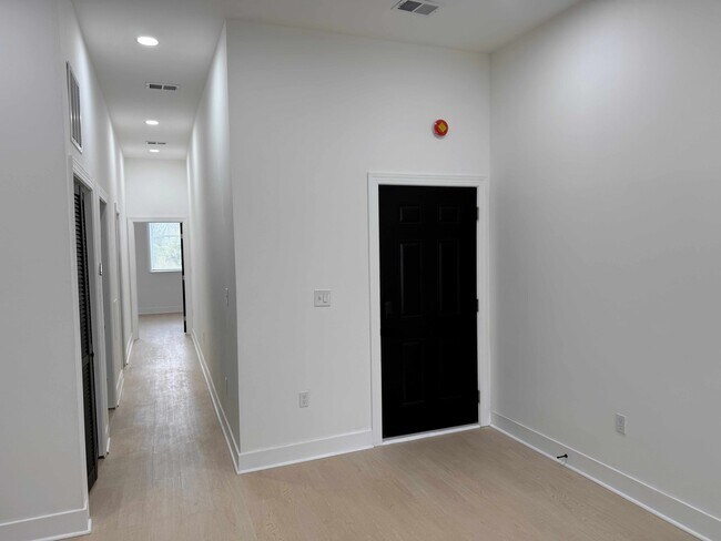 1012 W Lanvale St in Baltimore, MD - Building Photo - Building Photo