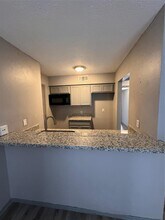 610 Ferry Rd in Galveston, TX - Building Photo - Building Photo