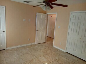1302 Quitaca Dr in Edinburg, TX - Building Photo - Building Photo