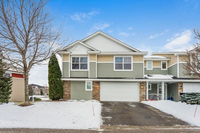 15640 60th Ave N in Plymouth, MN - Building Photo - Building Photo