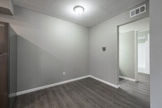 Crest Ridge Apartments in Garland, TX - Building Photo - Interior Photo