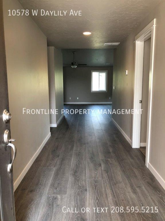 10578 W Daylily Ave in Star, ID - Building Photo - Building Photo