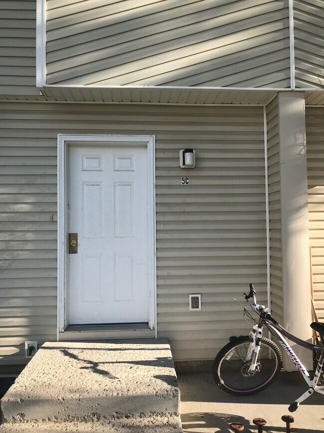 1240 W Teton Blvd Apartments and Nearby Green River Apartments For Rent