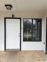 203 W Mary Jane Dr in Killeen, TX - Building Photo