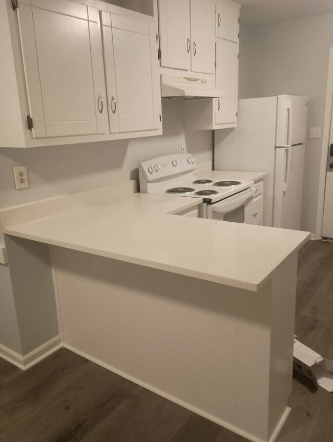 property at 9245 Cedar Ridge Dr NW