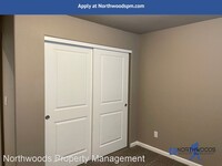 336 Everett Way photo'